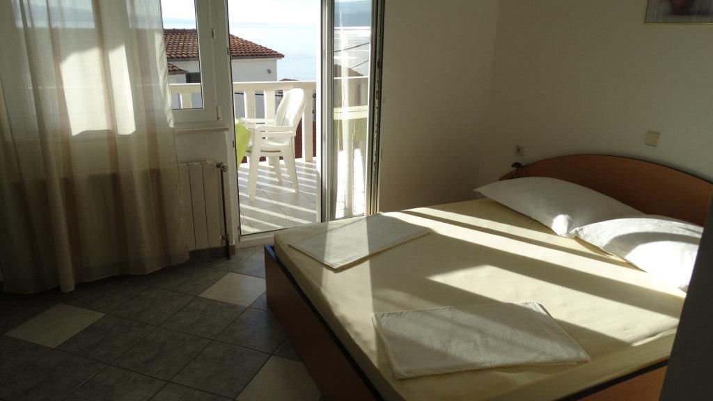 D&N Urlicic Apartment Omis Exterior photo